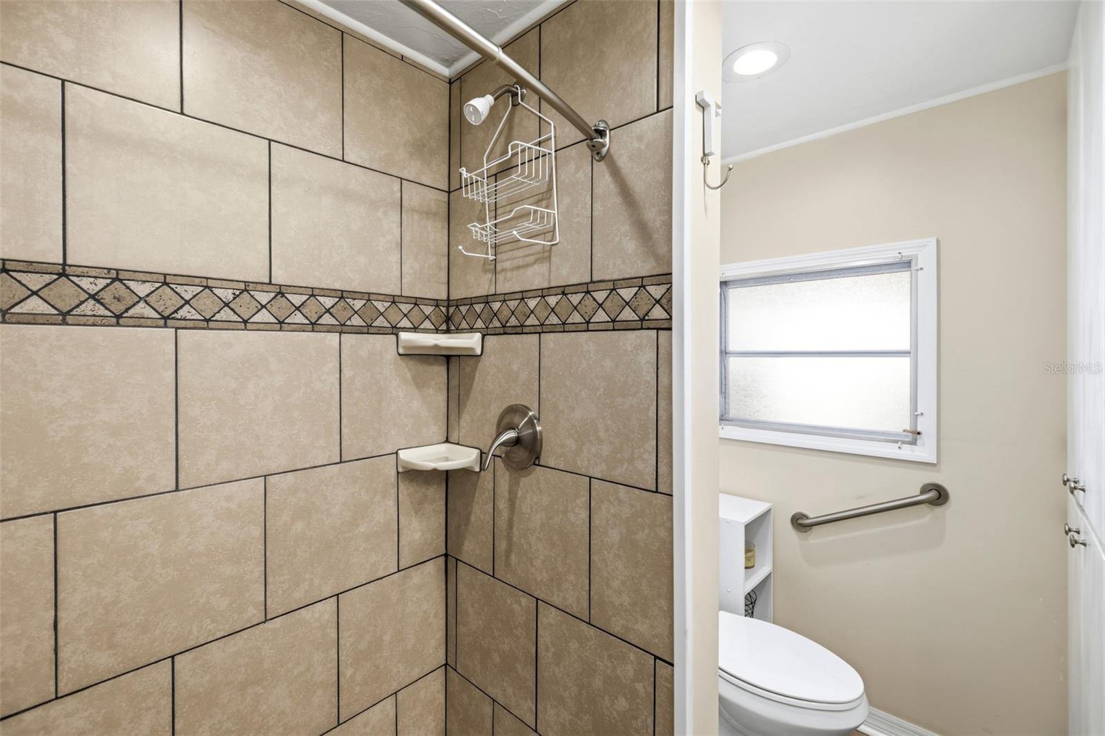 5509 BERMUDA CT