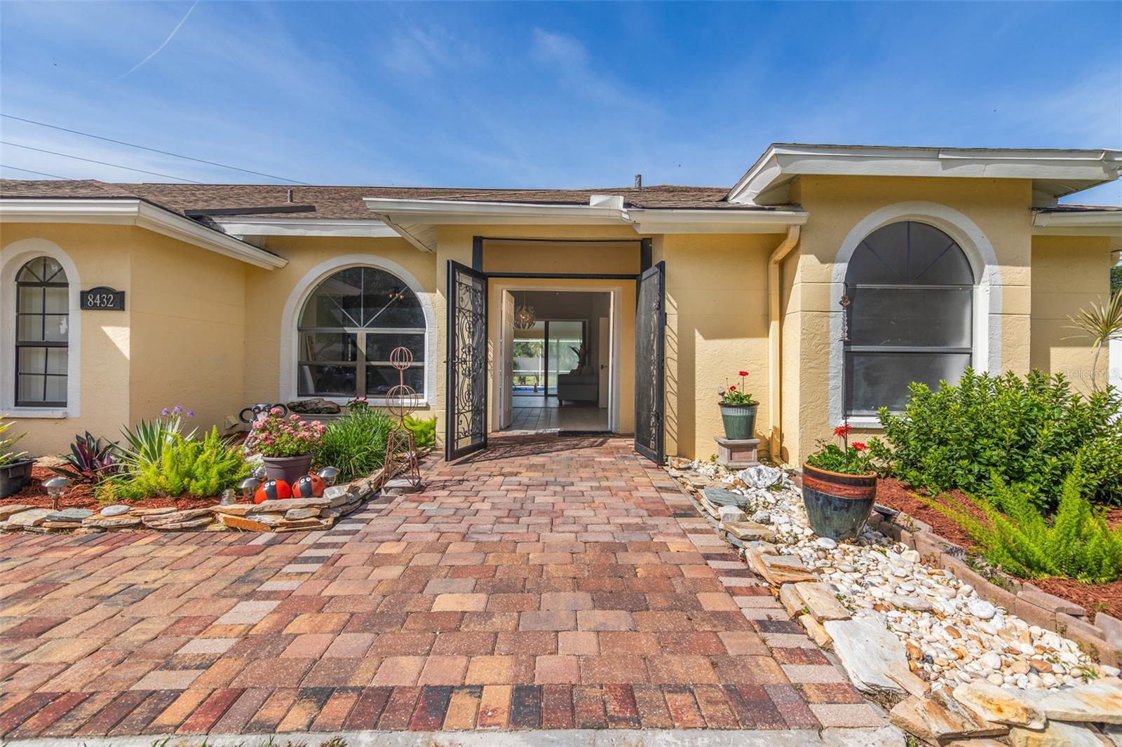 8432 PALM LAKES CT
