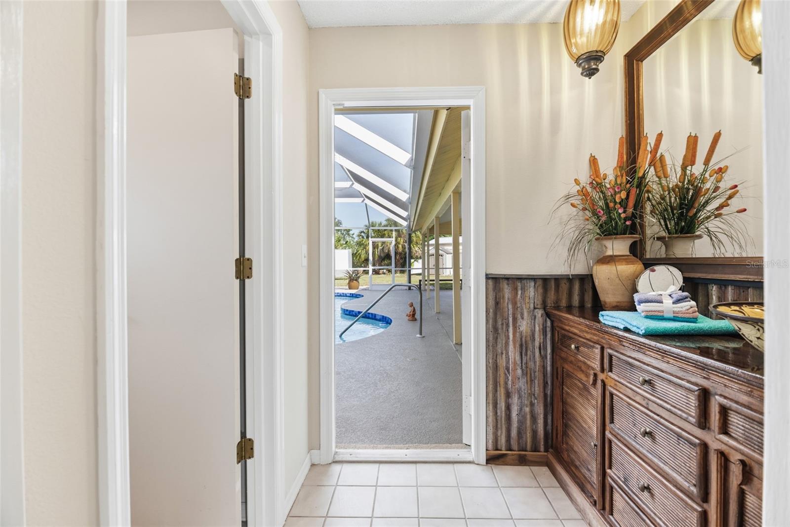 8432 PALM LAKES CT