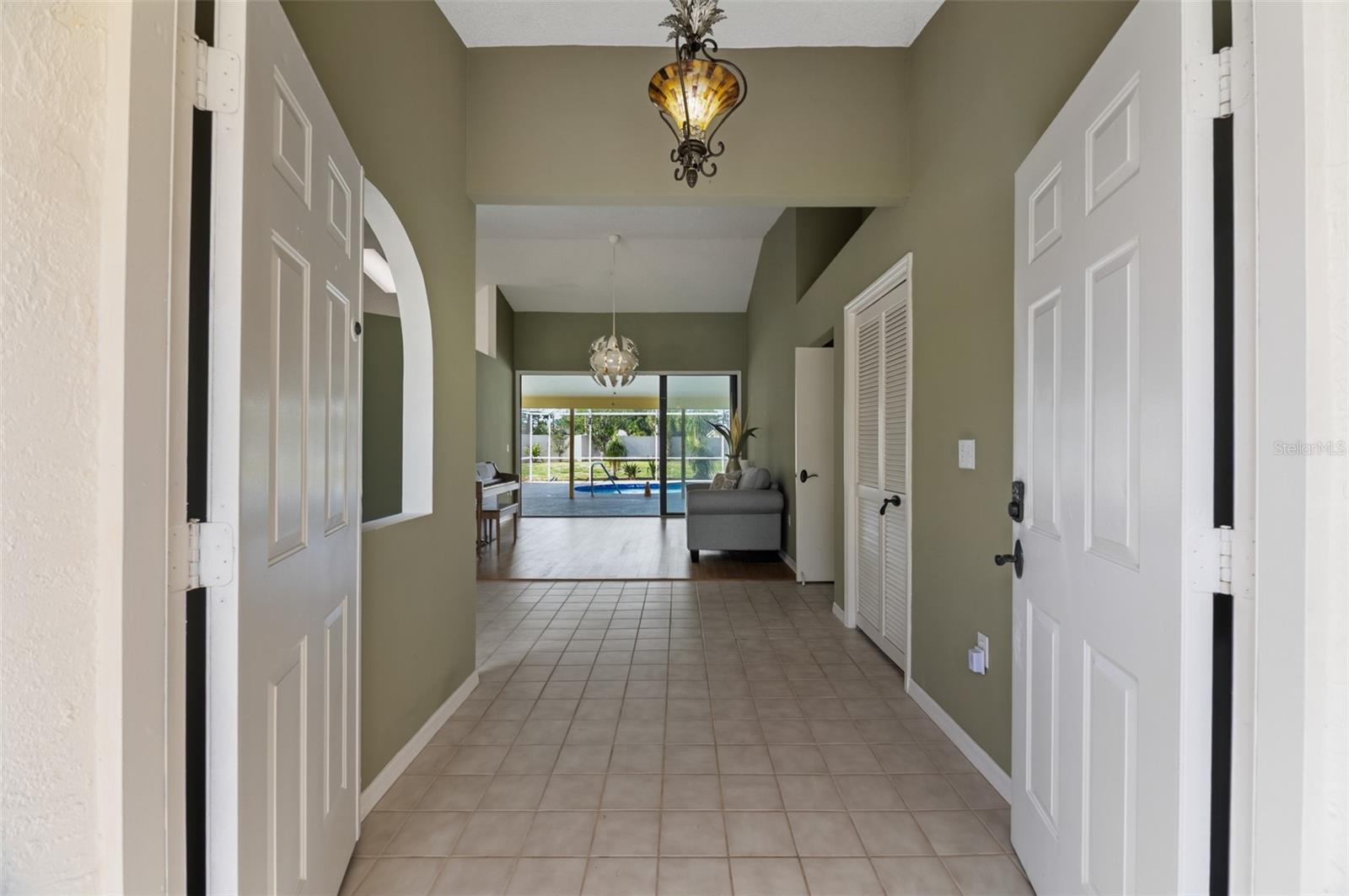 8432 PALM LAKES CT