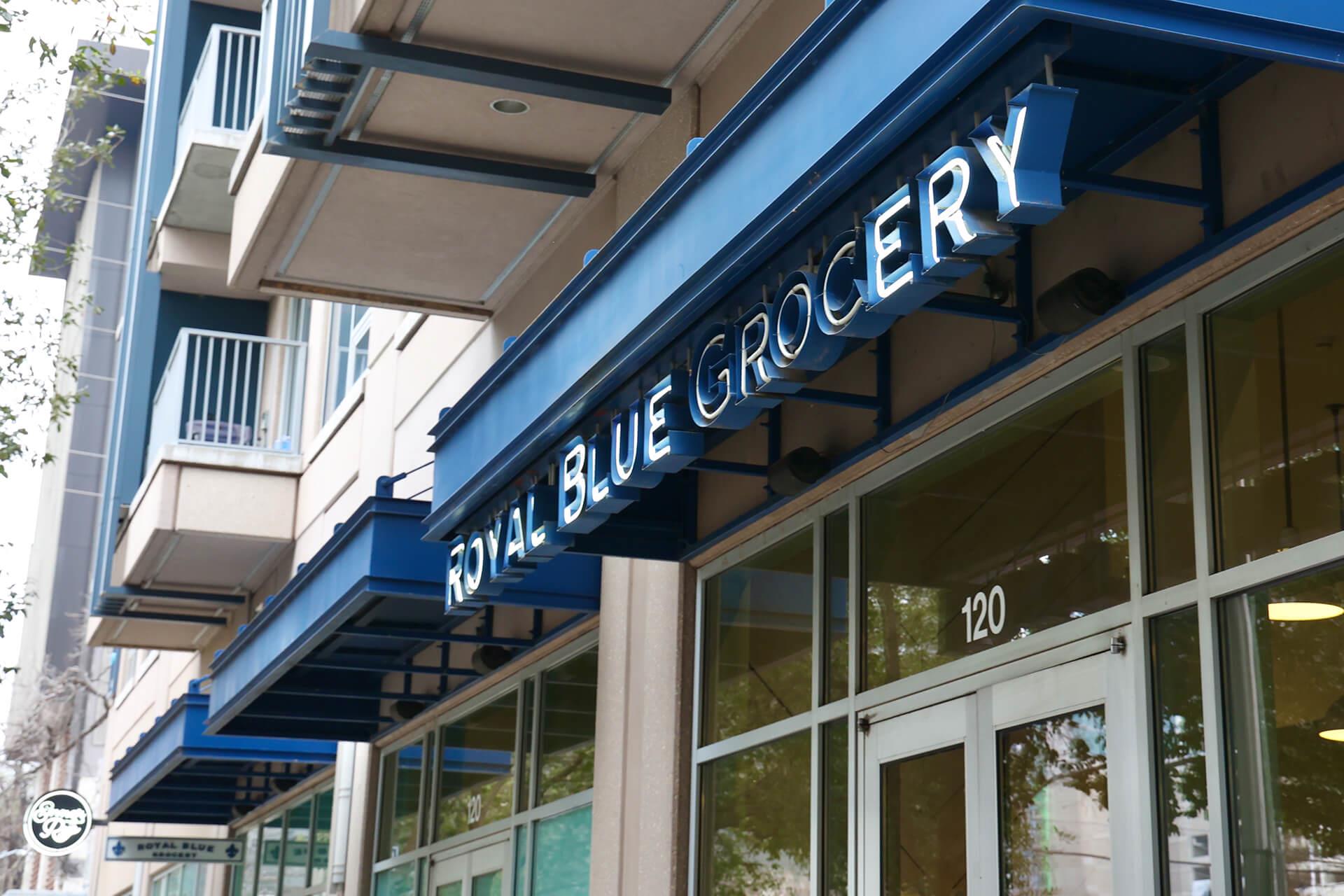 84 East Ave # 3705
