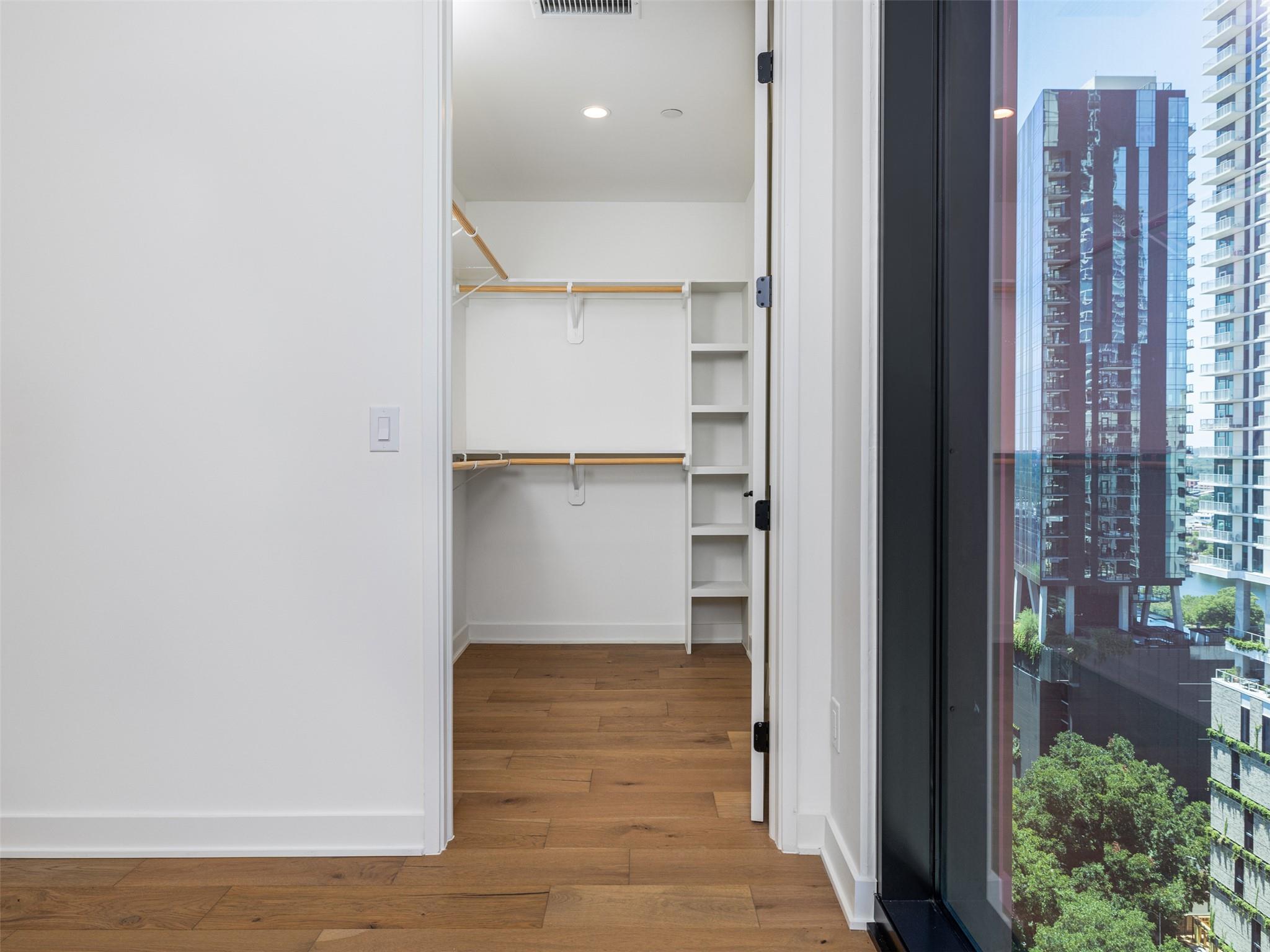 84 East Ave # 1609