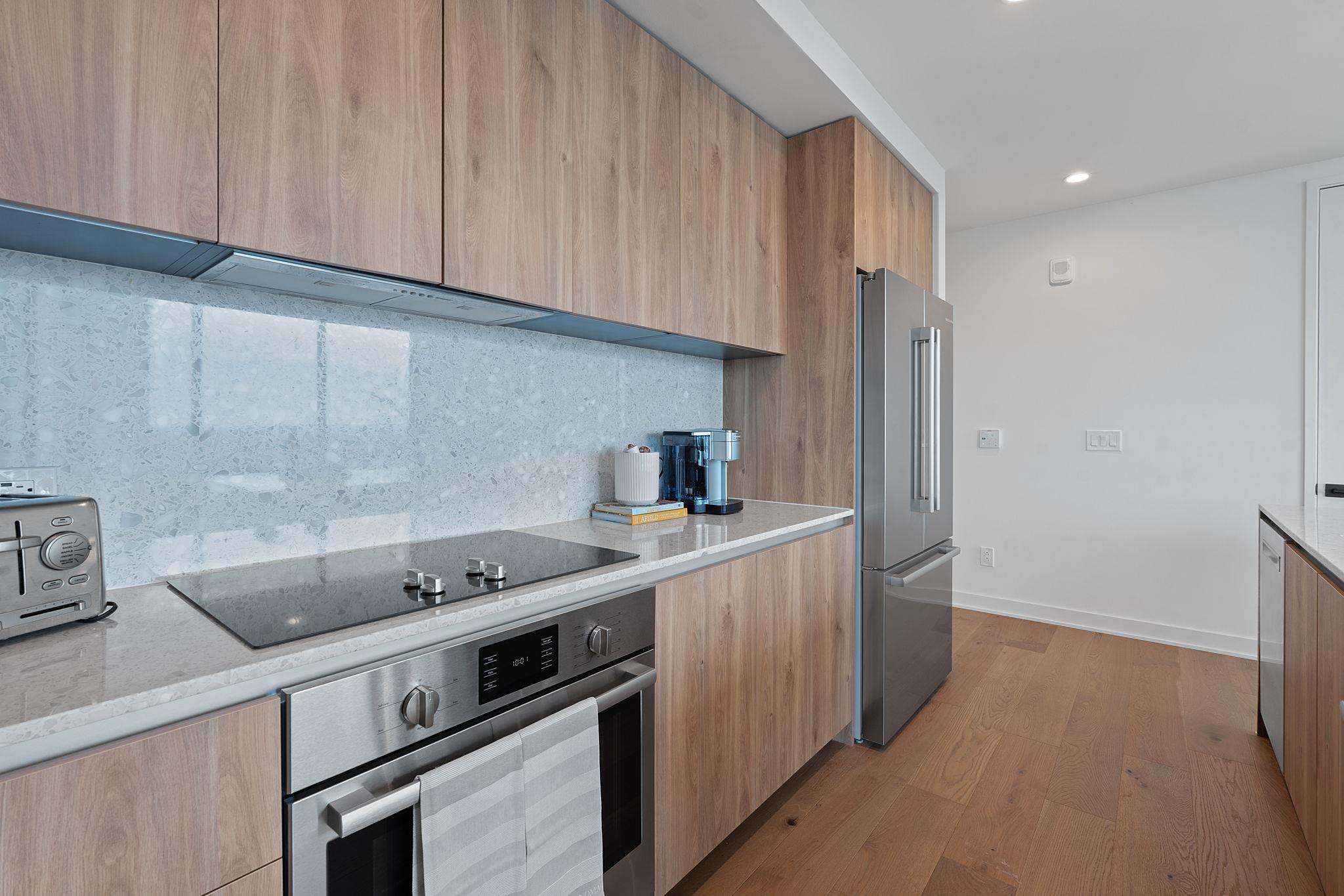 84 East Ave # 1401