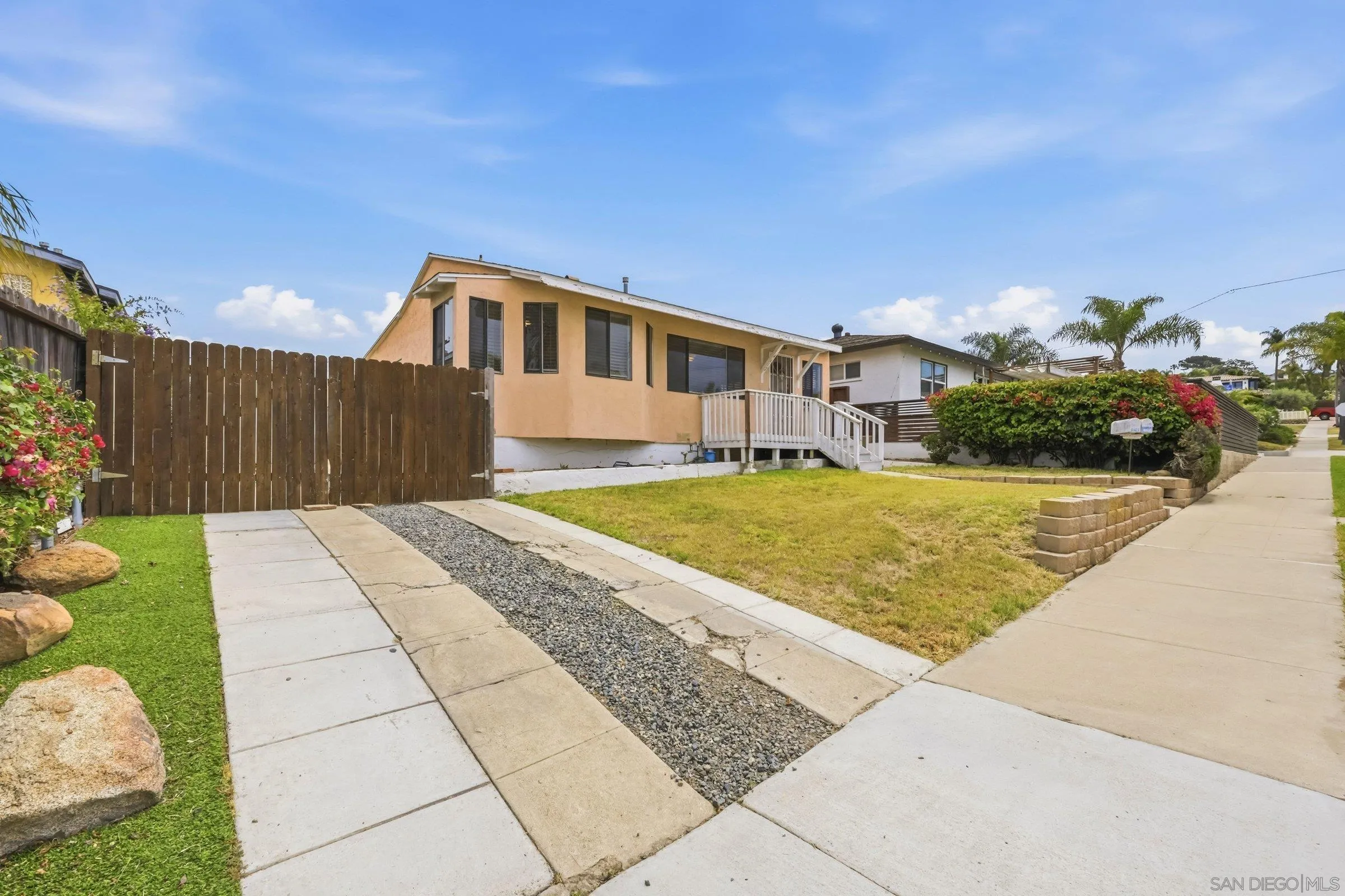 4612-14 Bermuda Ave