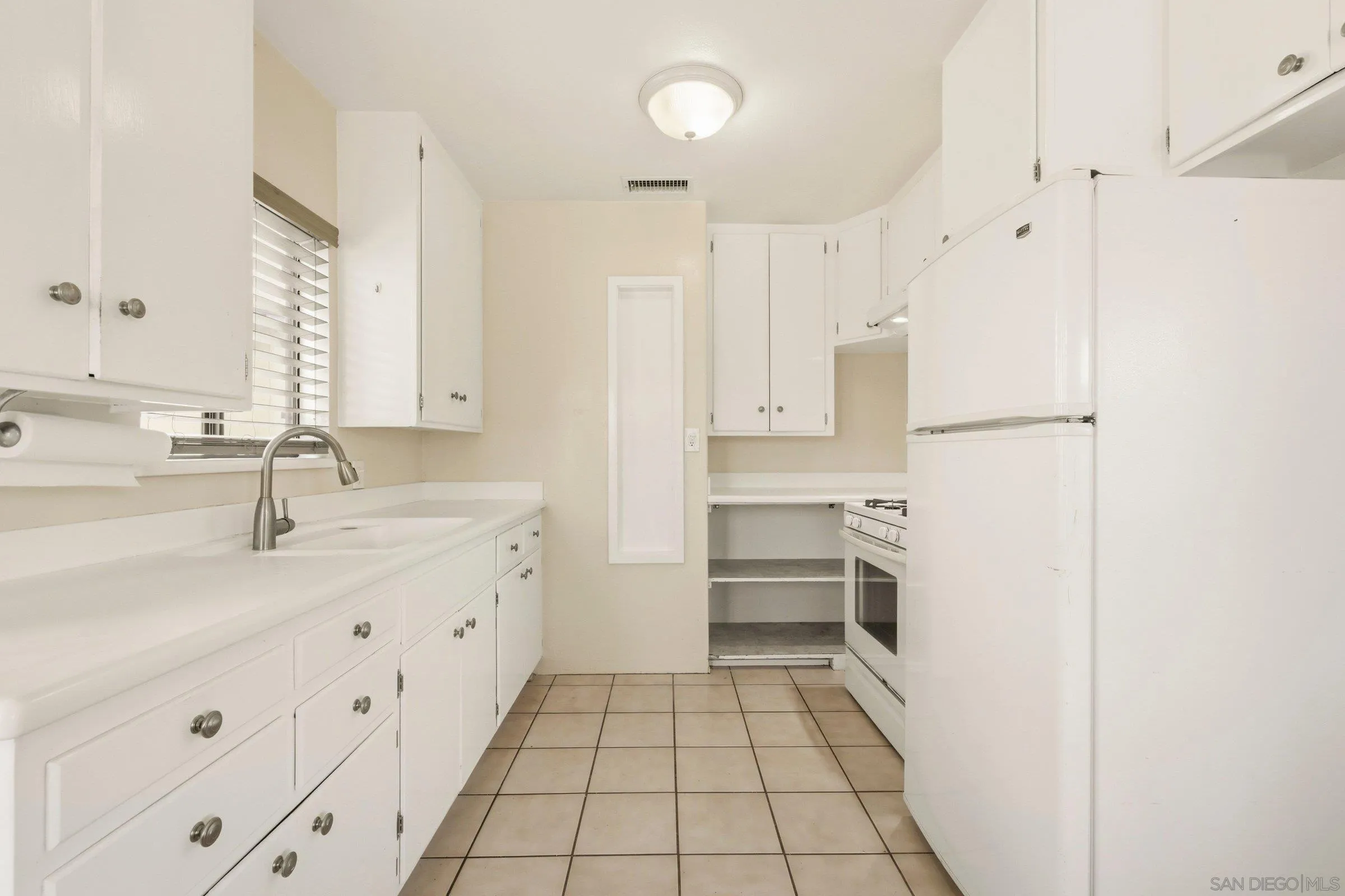 4612-14 Bermuda Ave
