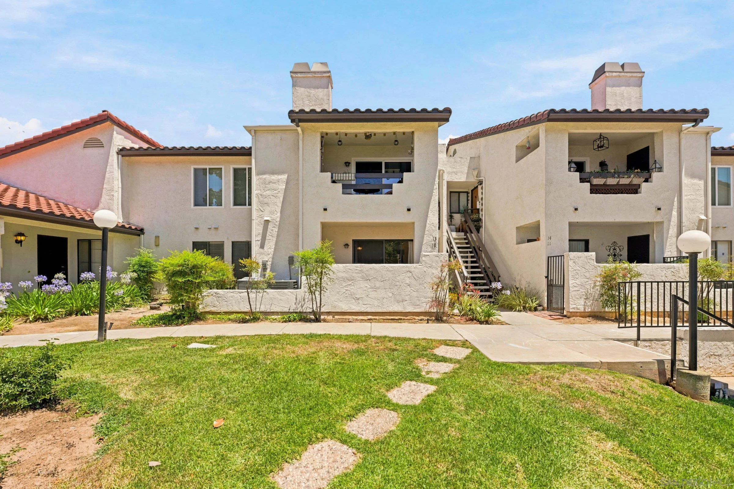 2425 Cranston Drive #10