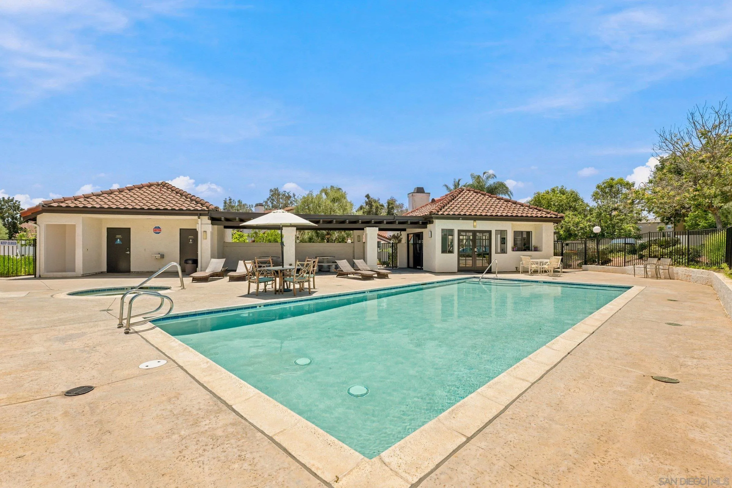 2425 Cranston Drive #10