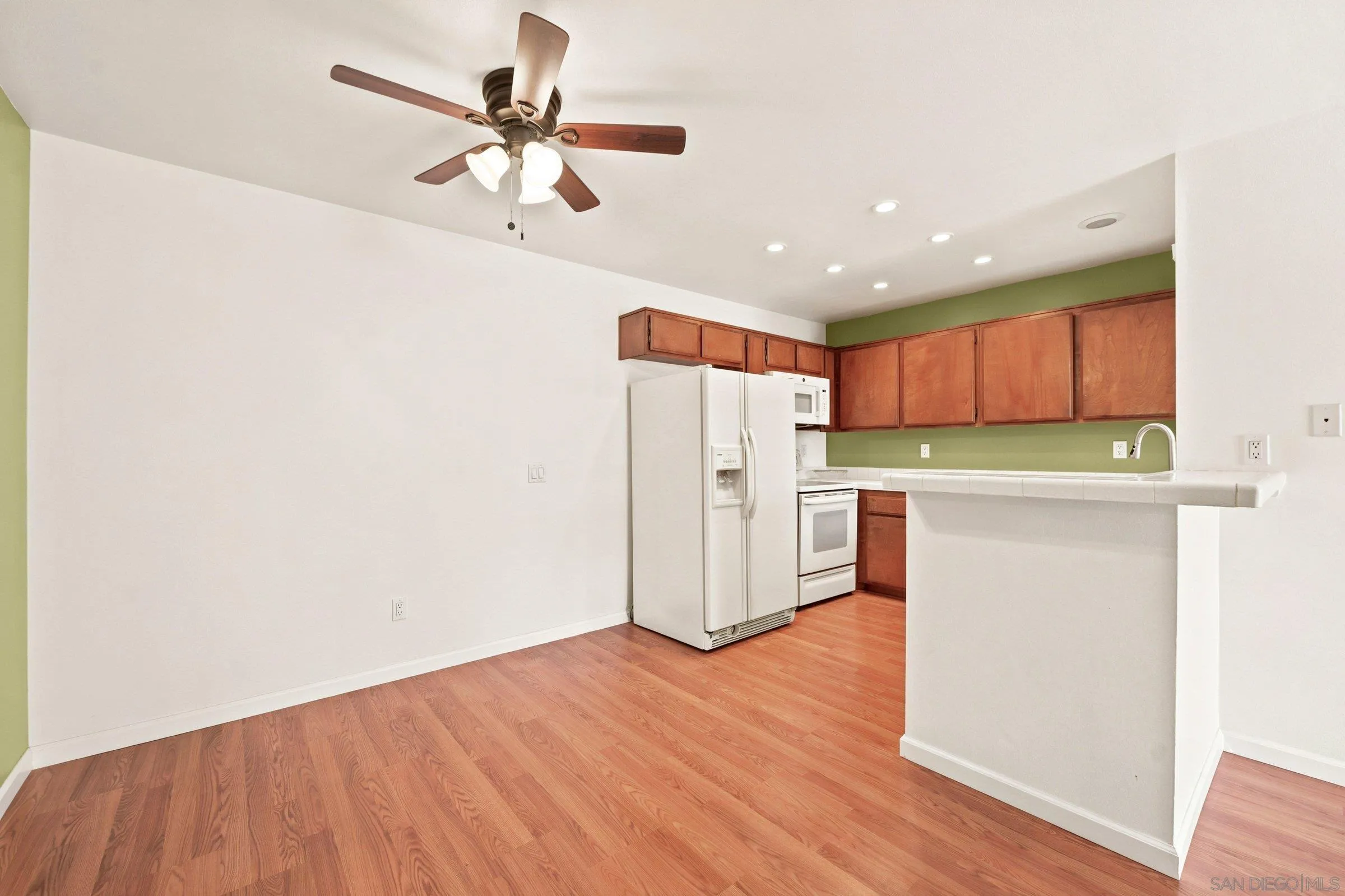 2425 Cranston Drive #10