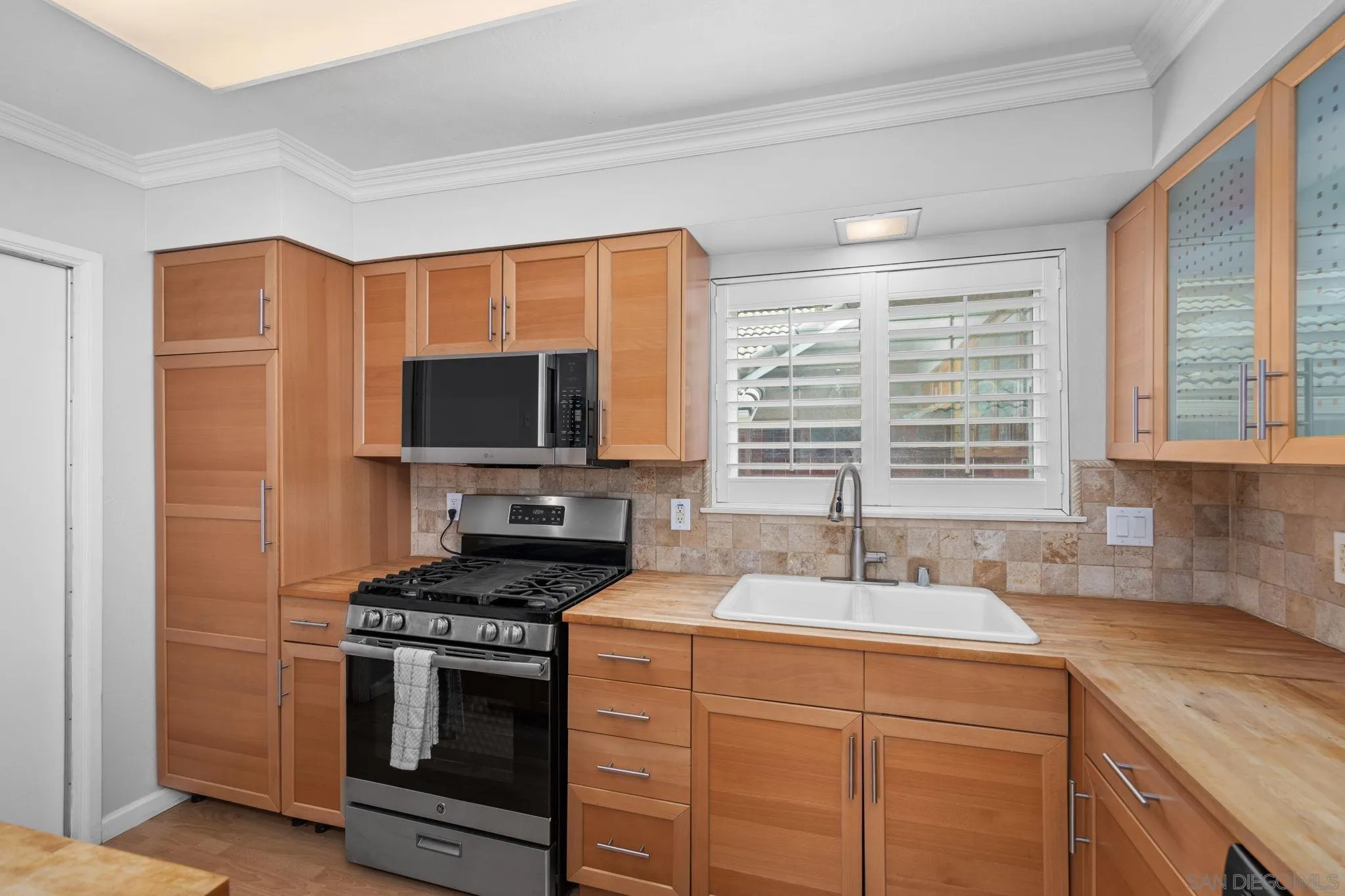7943 June Lake Dr.