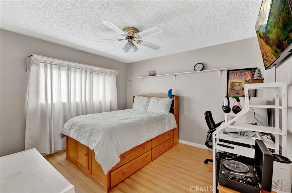 14602 Devonshire Avenue