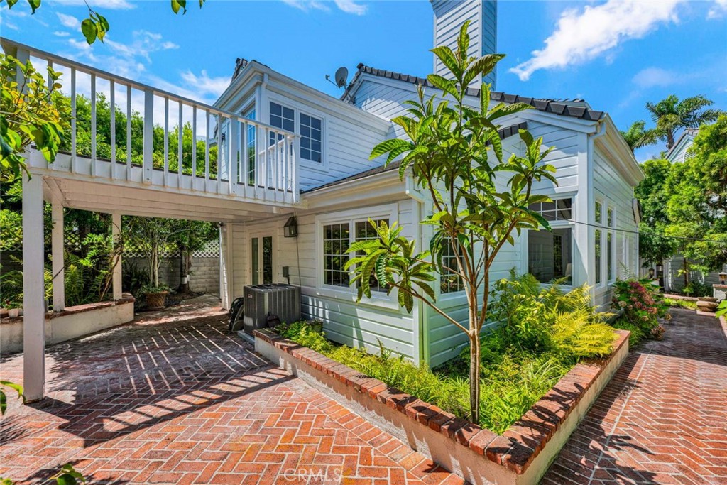 12 Chelsea Pointe