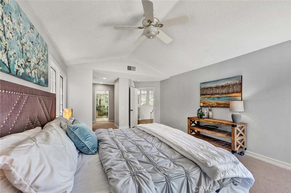 12 Chelsea Pointe