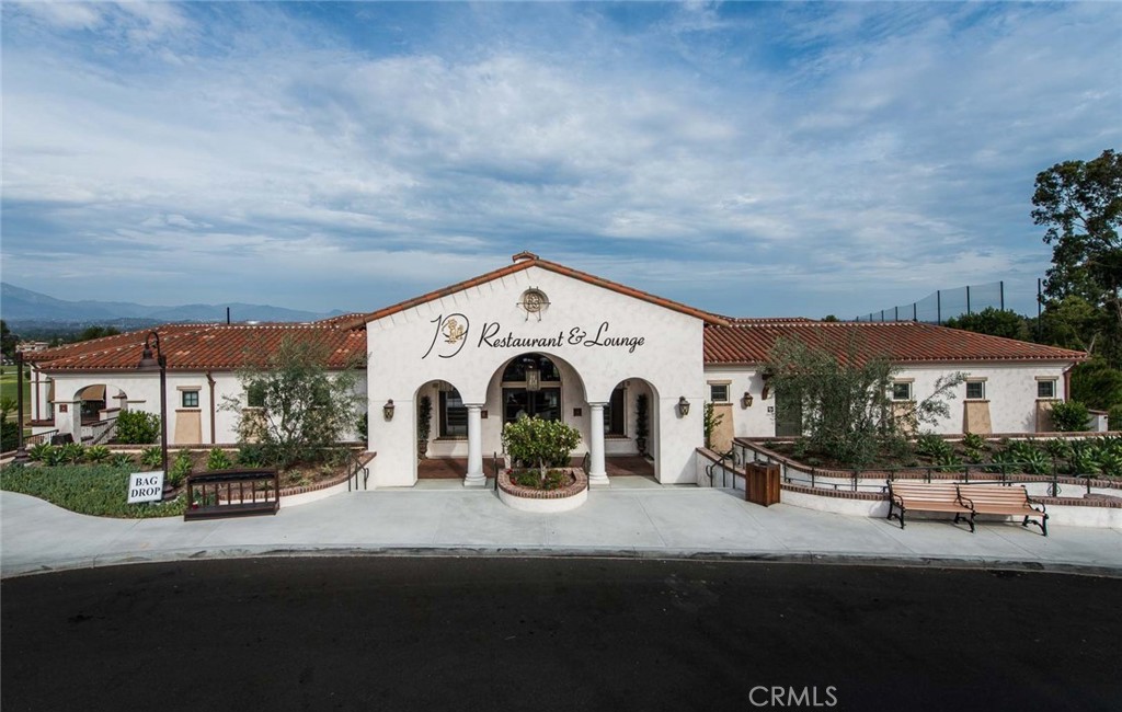 336 Avenida Sevilla B