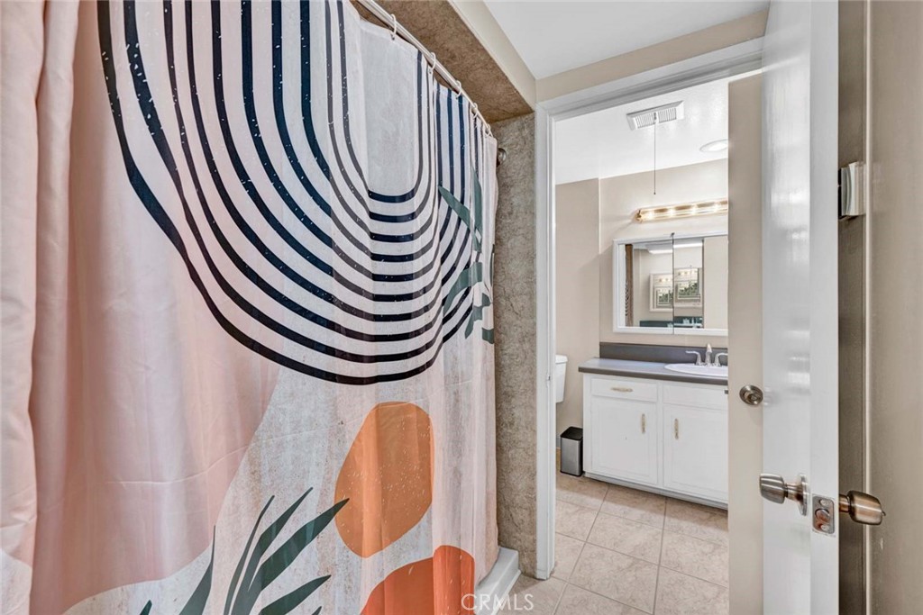 336 Avenida Sevilla B