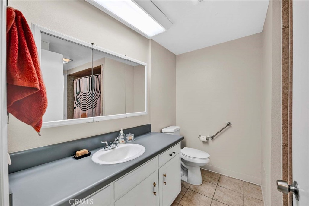 336 Avenida Sevilla B