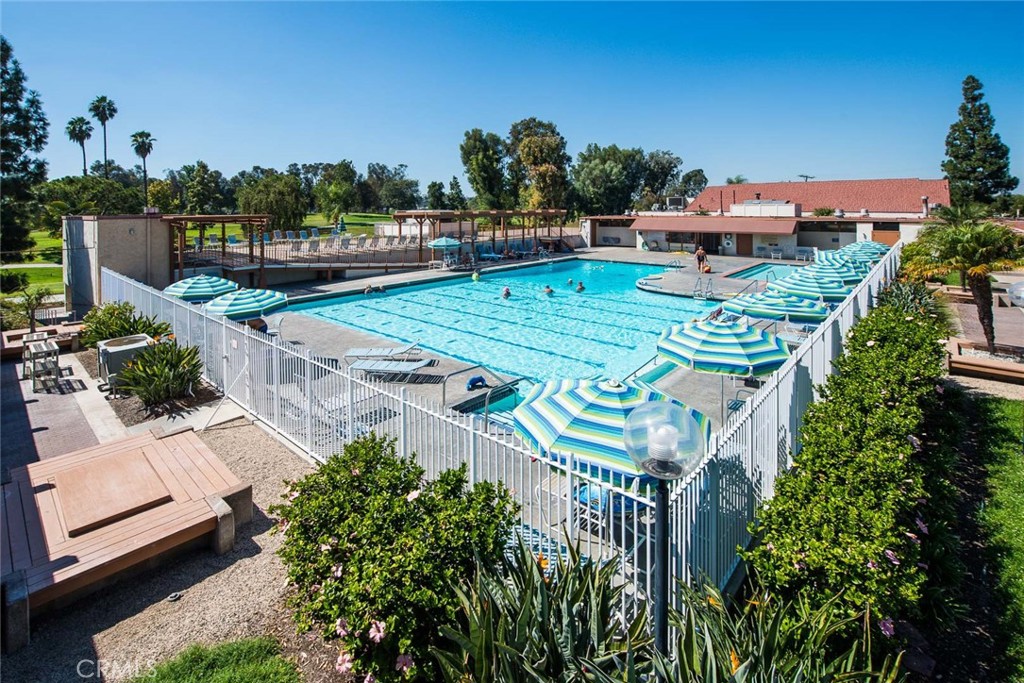 336 Avenida Sevilla B