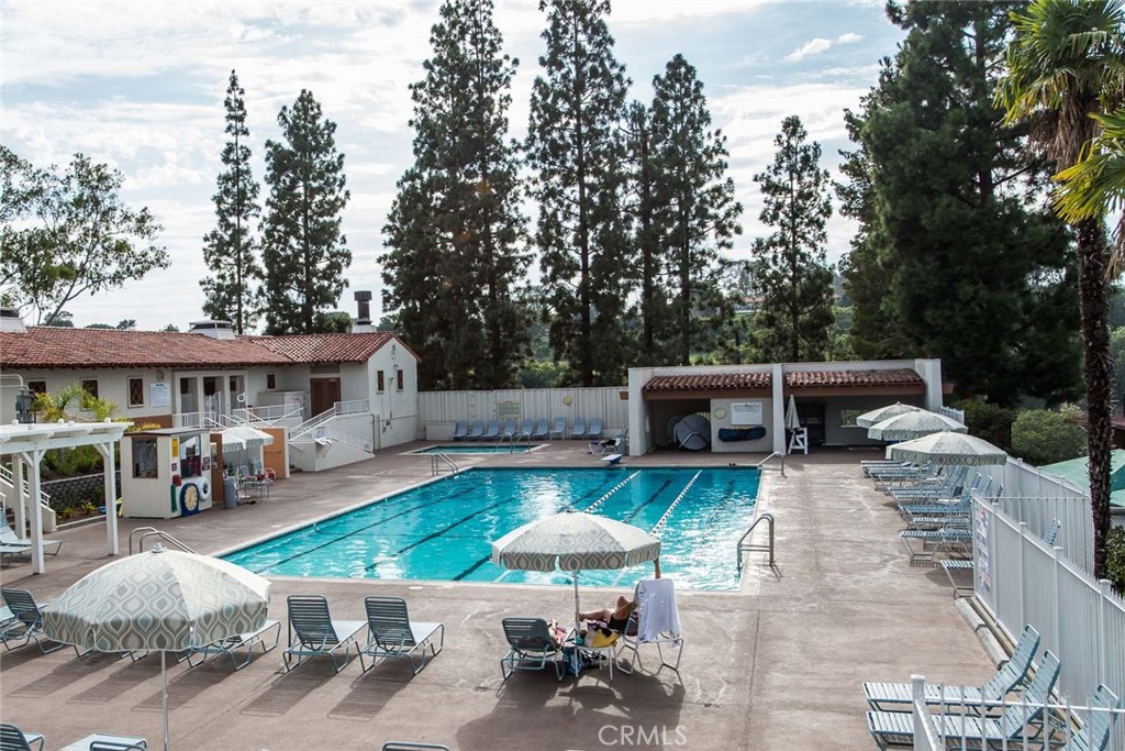 336 Avenida Sevilla B