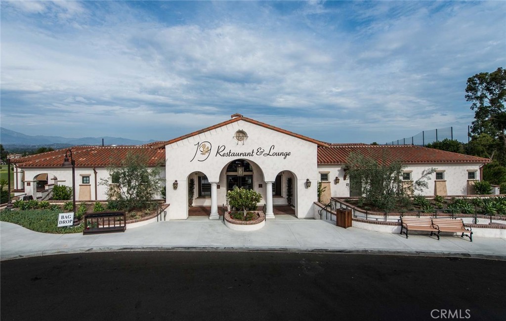 336 Avenida Sevilla B