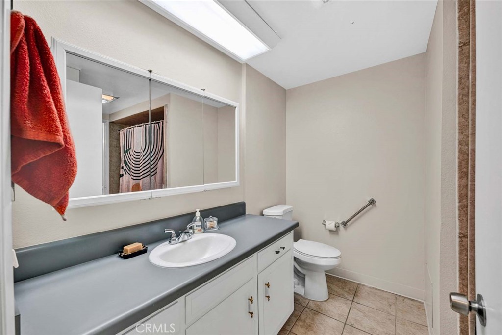 336 Avenida Sevilla B