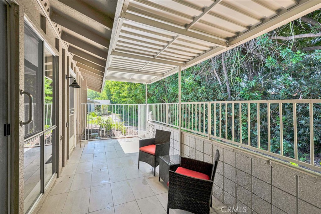 336 Avenida Sevilla B