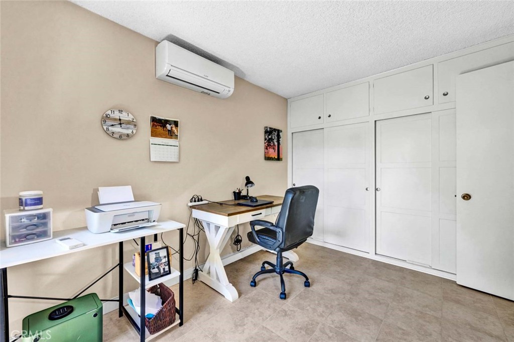 336 Avenida Sevilla B