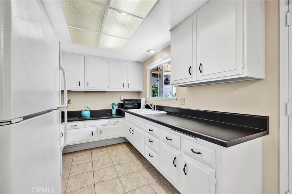 336 Avenida Sevilla B