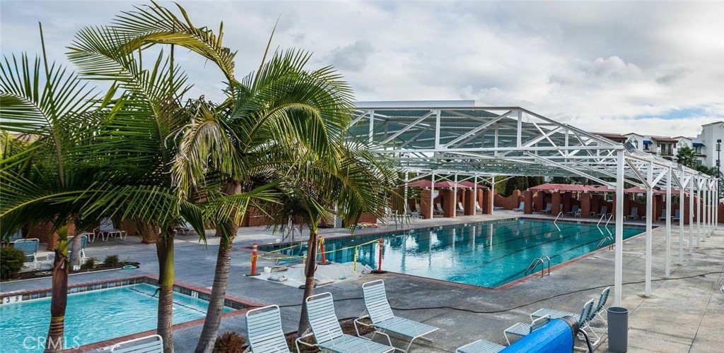 336 Avenida Sevilla B