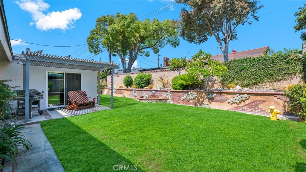 2211 Frantz Avenue
