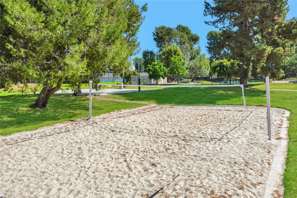 14232 Matisse Avenue