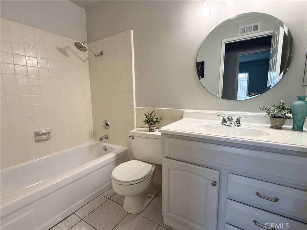 14232 Matisse Avenue