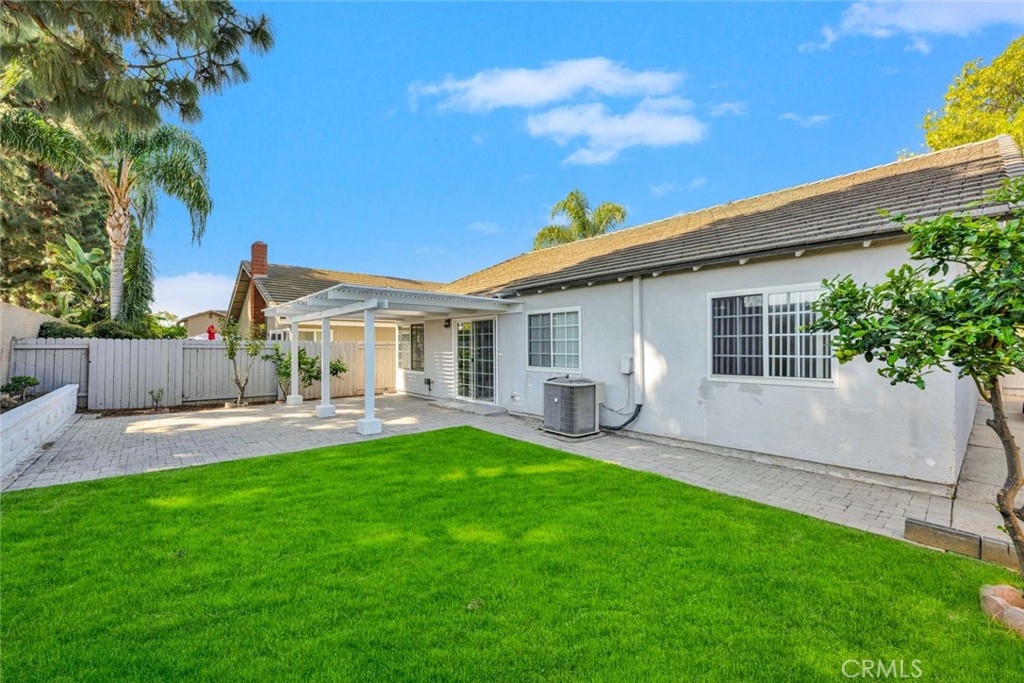 14232 Matisse Avenue