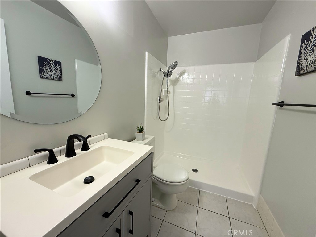 14232 Matisse Avenue