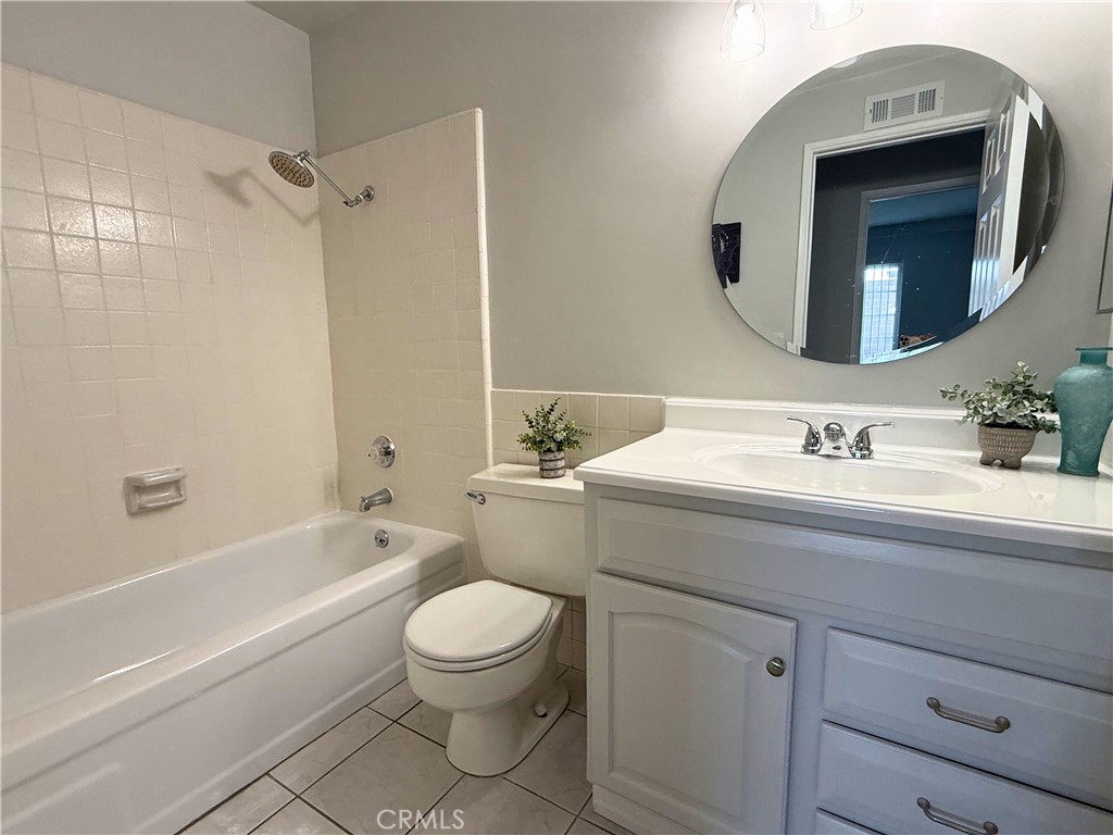 14232 Matisse Avenue