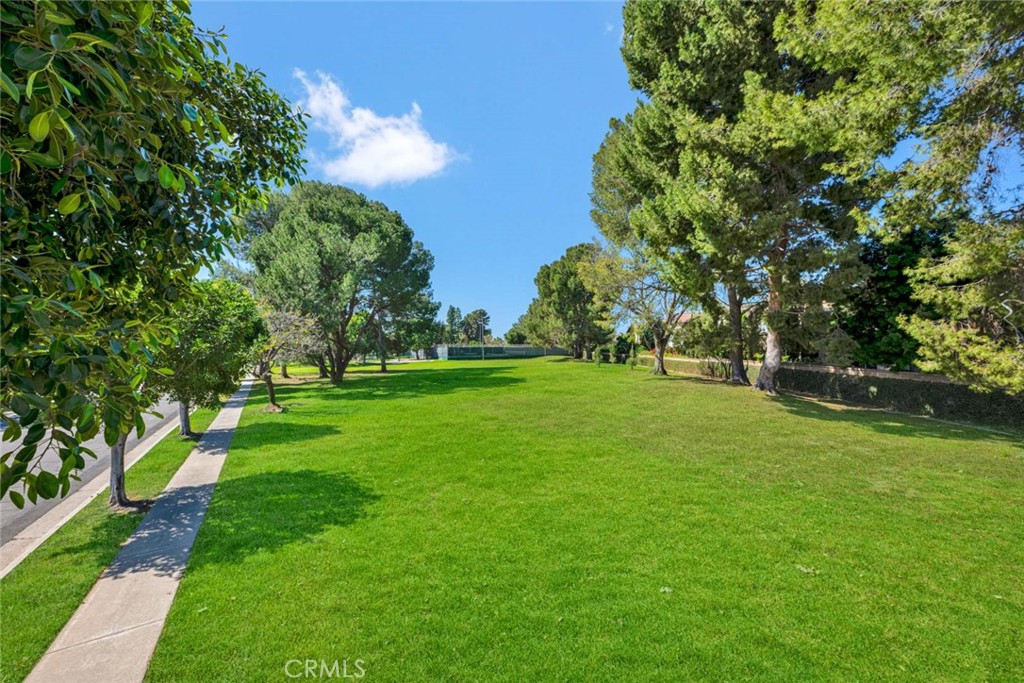 14232 Matisse Avenue