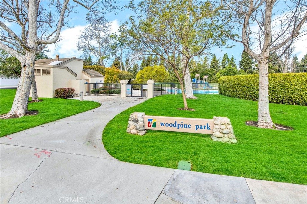 16 Woodpine Drive