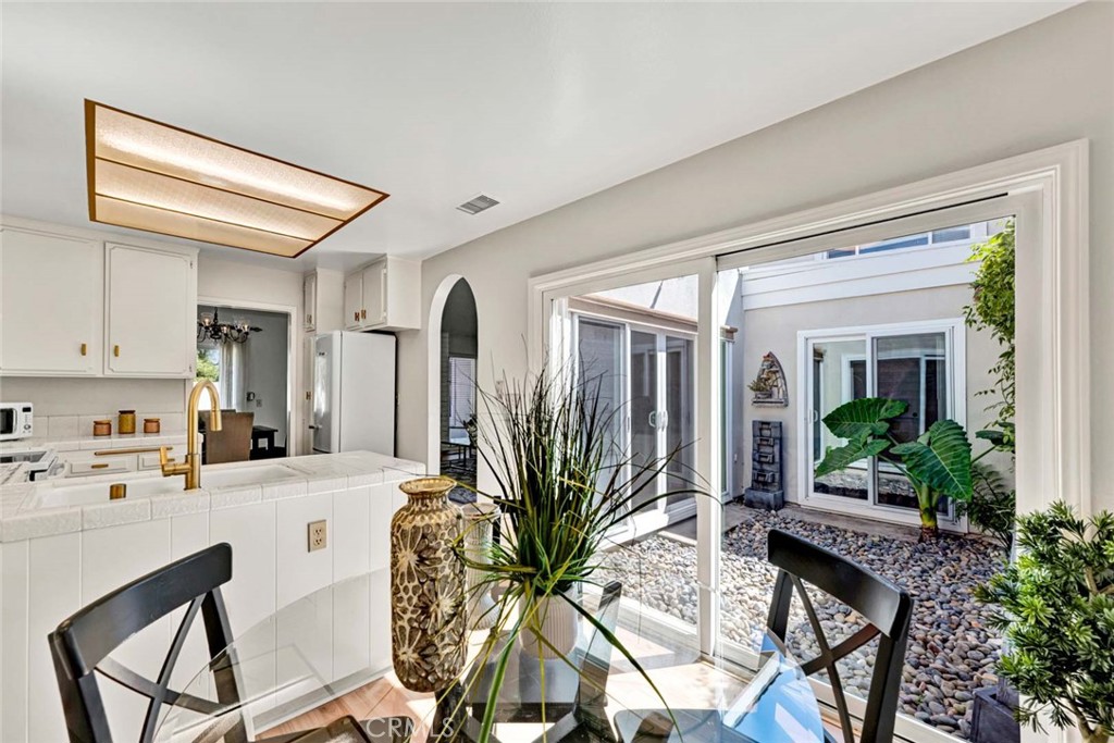 16 Woodpine Drive