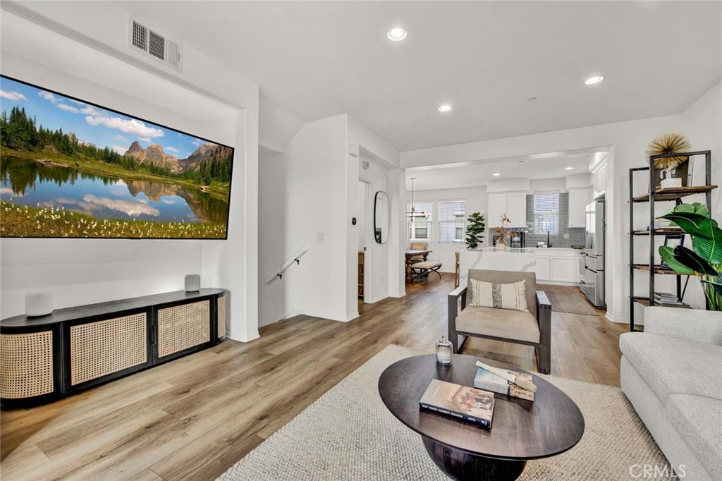3009 E Pacific Coast