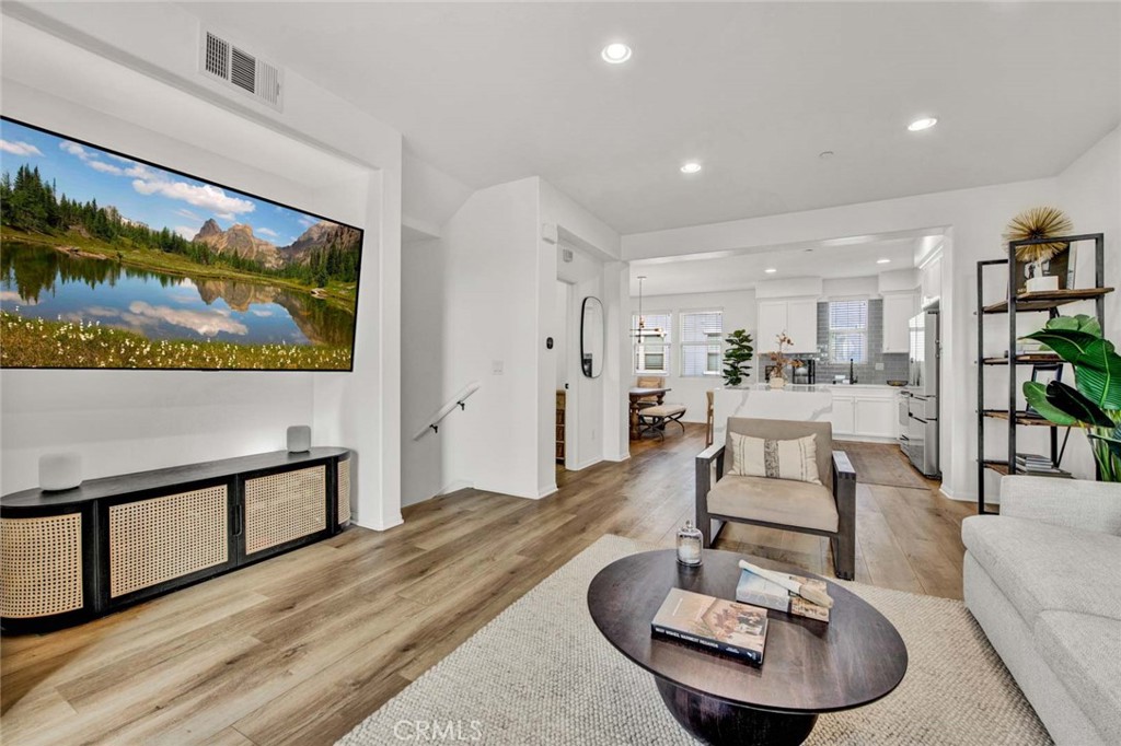 3009 E Pacific Coast