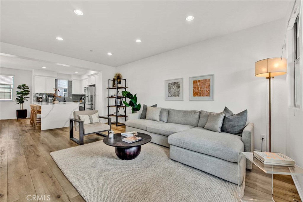 3009 E Pacific Coast