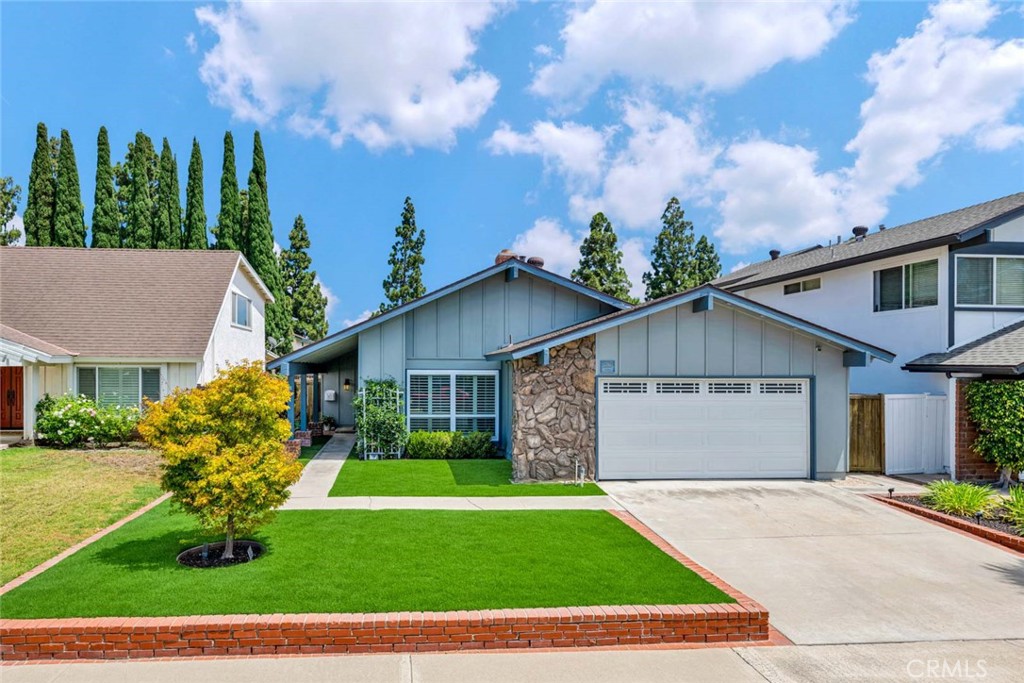 14672 Cheshire Place