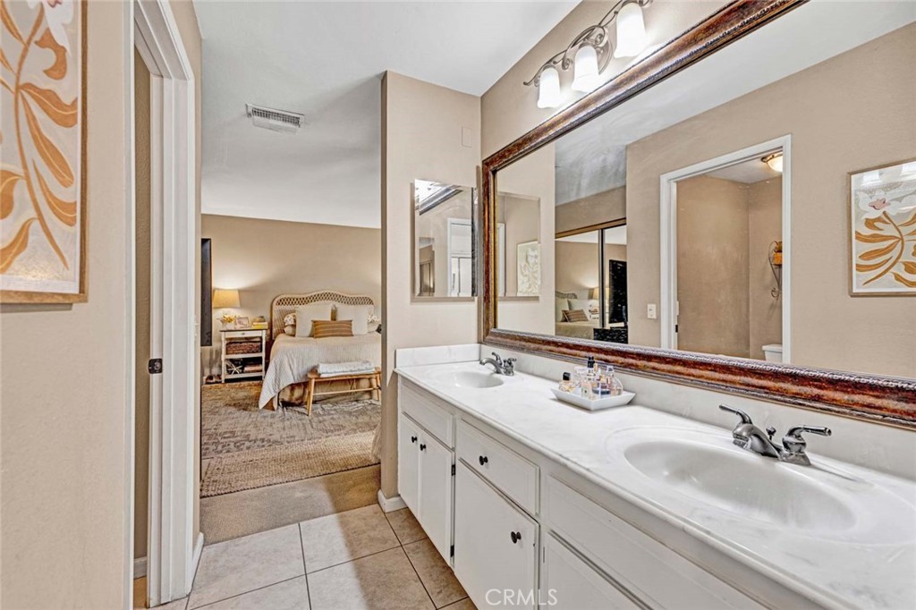15 Whistling Swan