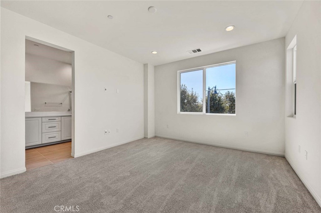 5804 Linden Avenue 1