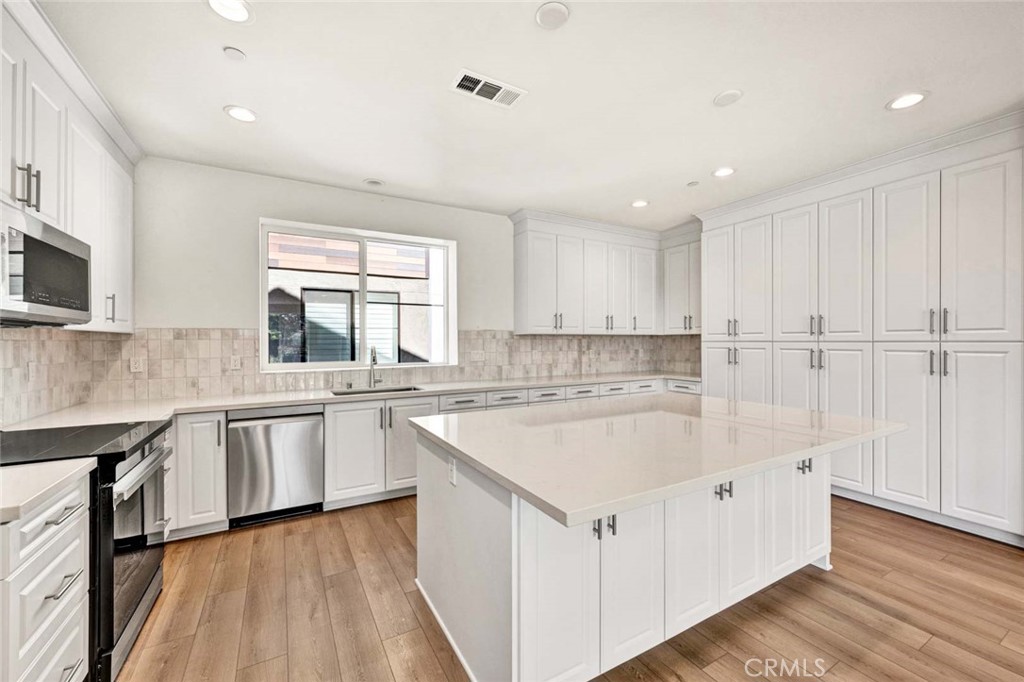 5804 Linden Avenue 1 Long Beach Ca Us 90805 Oc26211087