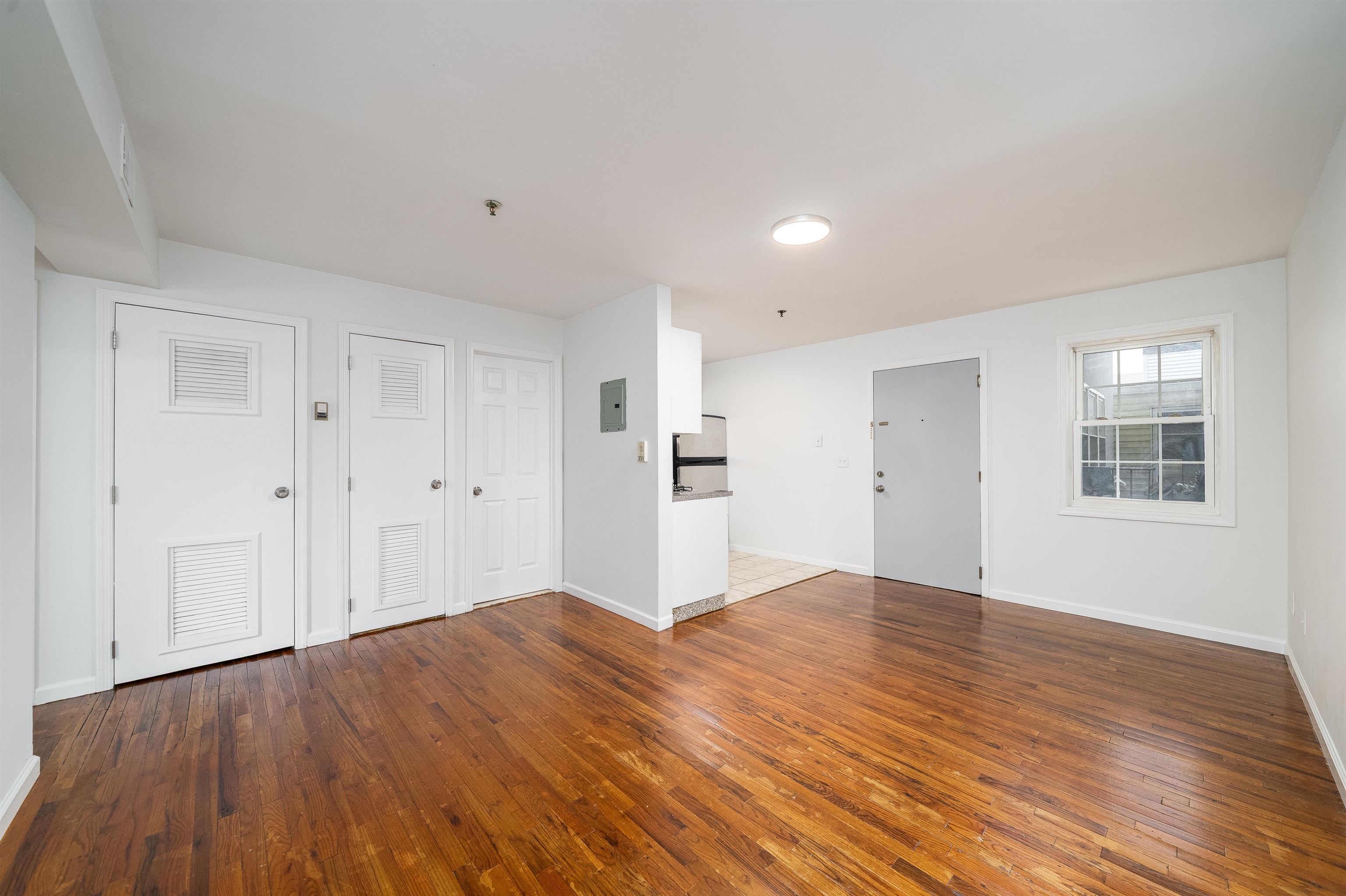 524-526 4TH ST Unit: 6