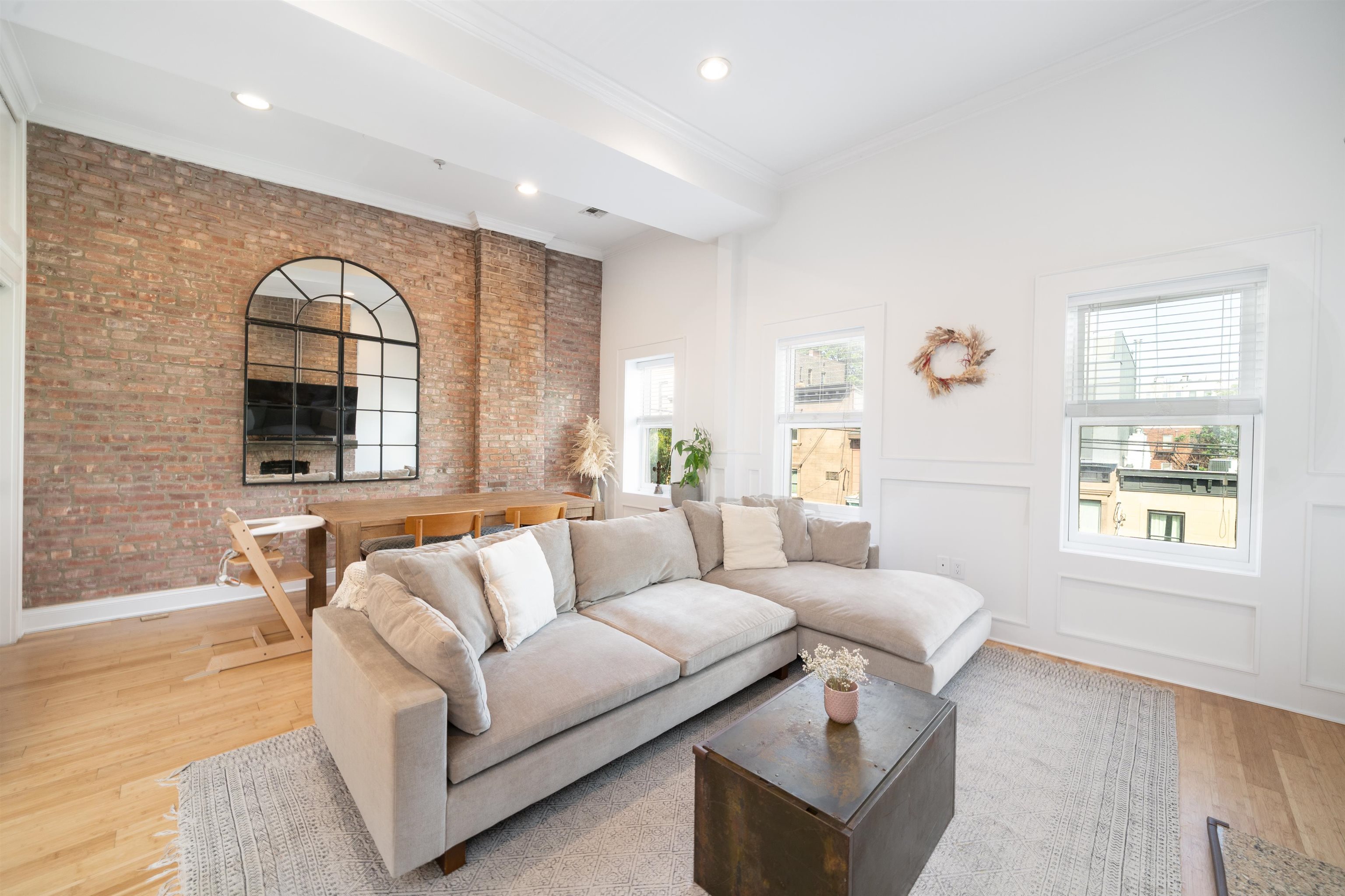 328 GARDEN ST Unit: 4
