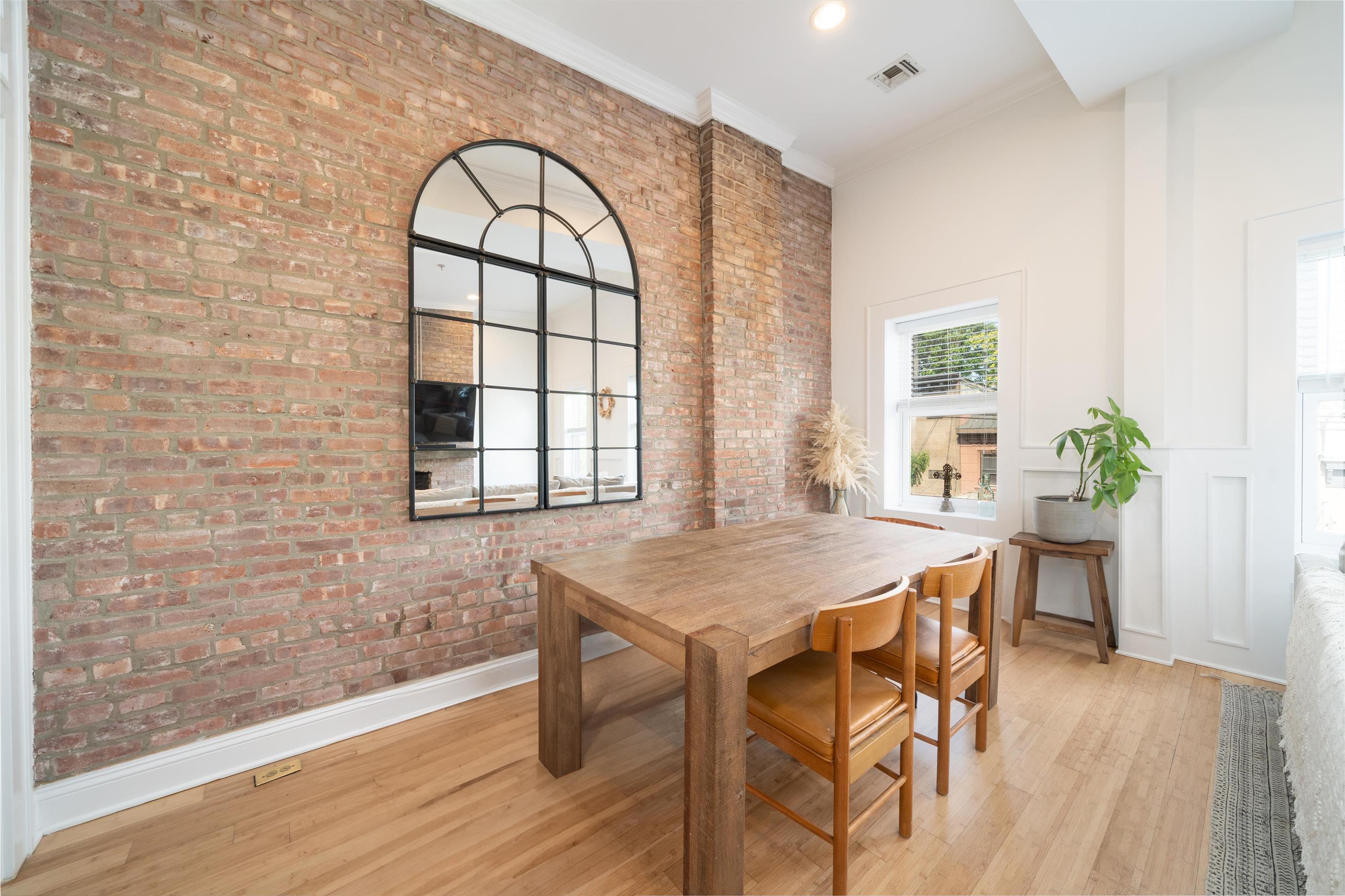 328 GARDEN ST Unit: 4