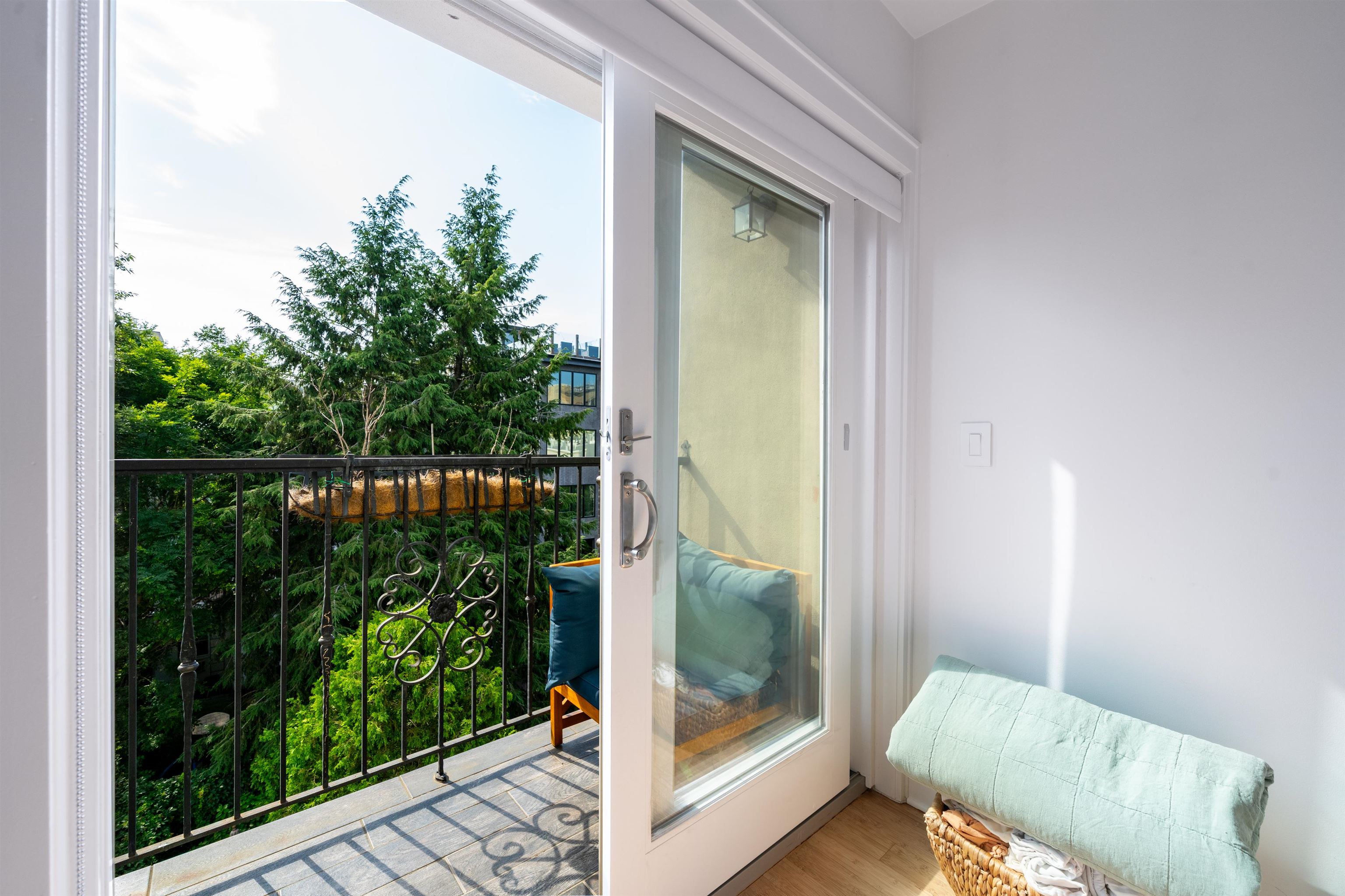 328 GARDEN ST Unit: 4