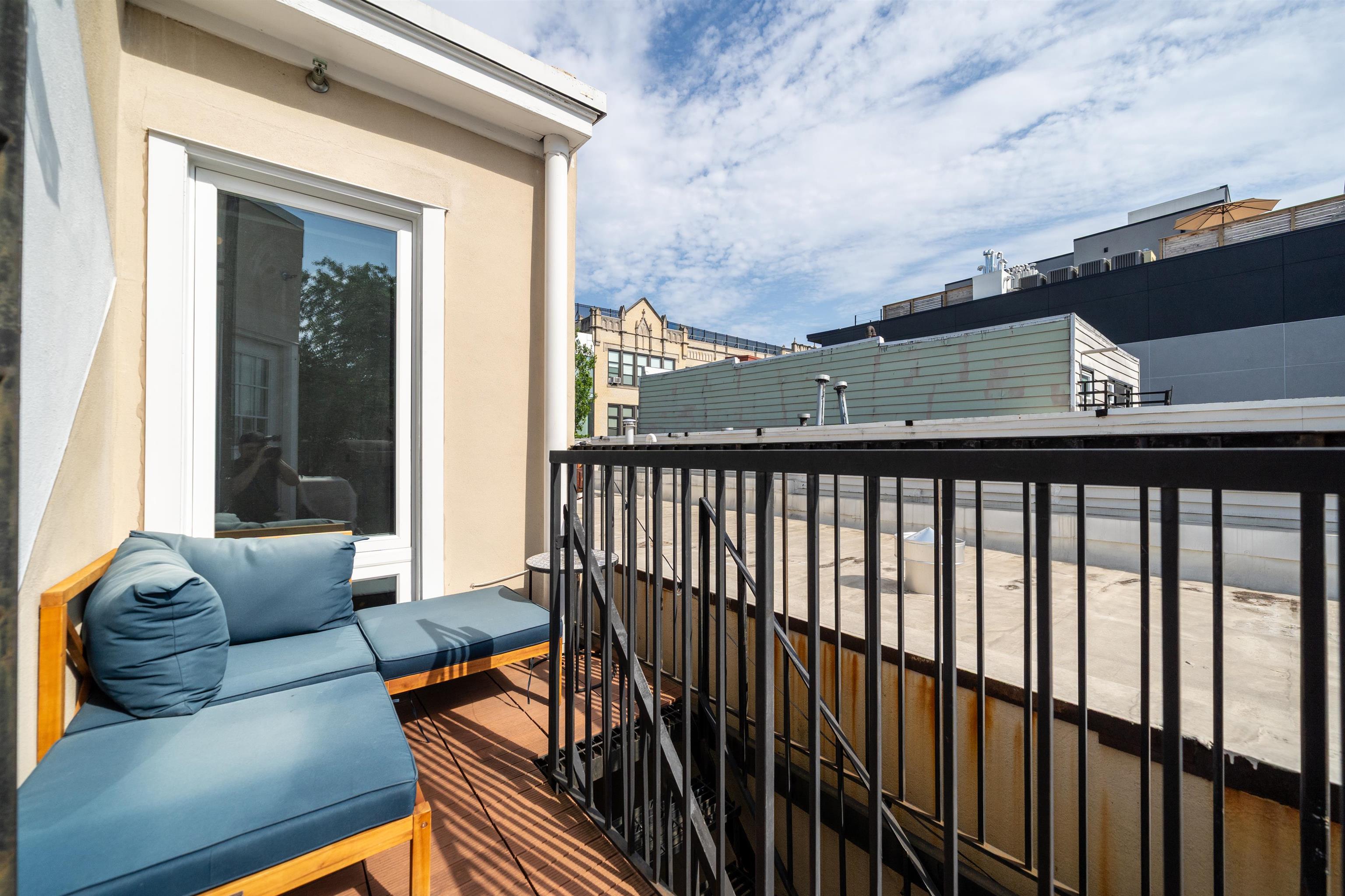 328 GARDEN ST Unit: 4