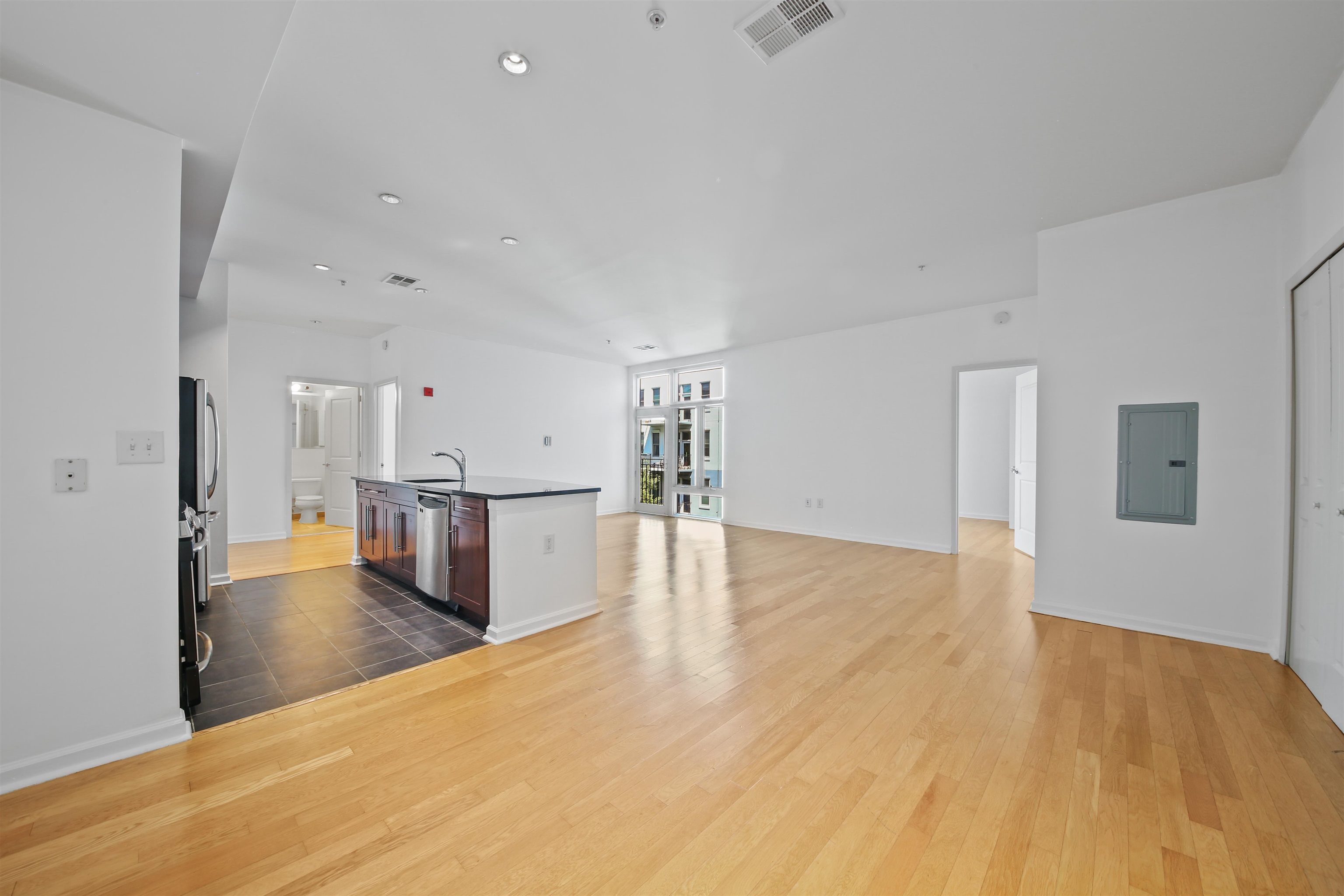 1100 ADAMS ST Unit: 514