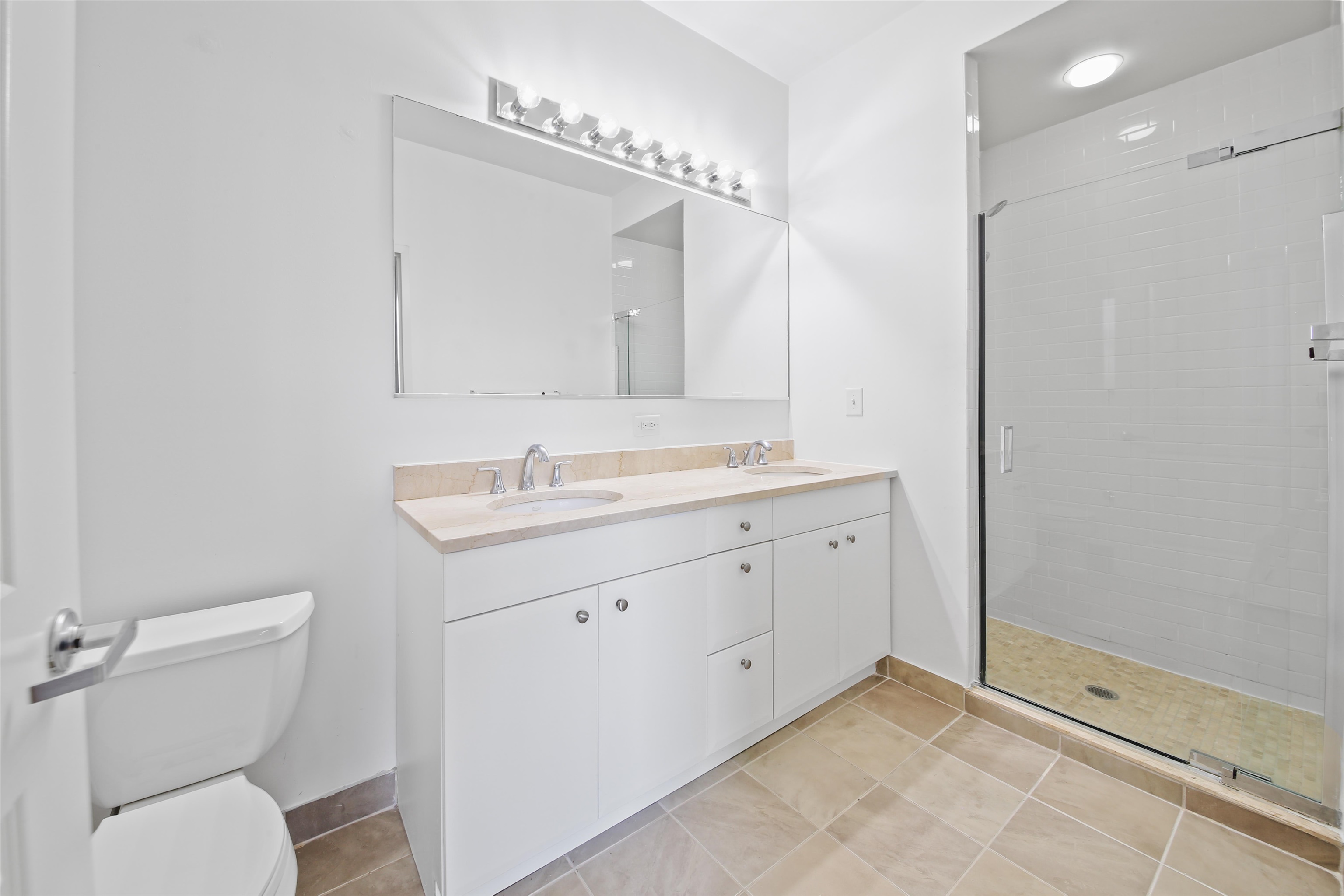 1100 ADAMS ST Unit: 514